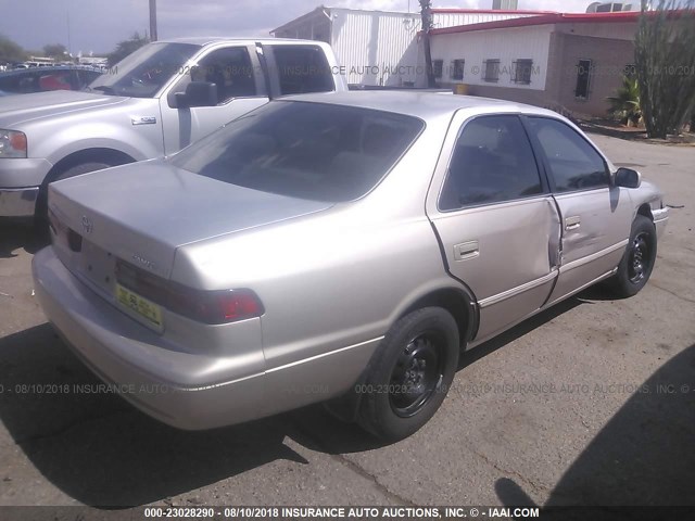 4T1BG22K4XU504919 - 1999 TOYOTA CAMRY CE/LE/XLE 棕色 照片 4