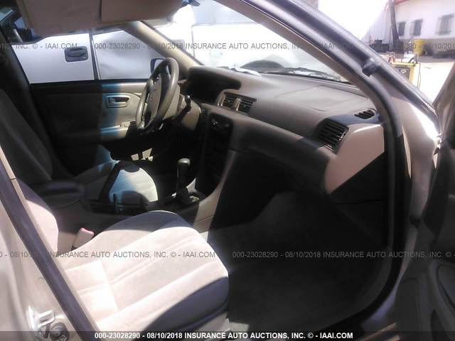 4T1BG22K4XU504919 - 1999 TOYOTA CAMRY CE/LE/XLE 棕色 照片 5