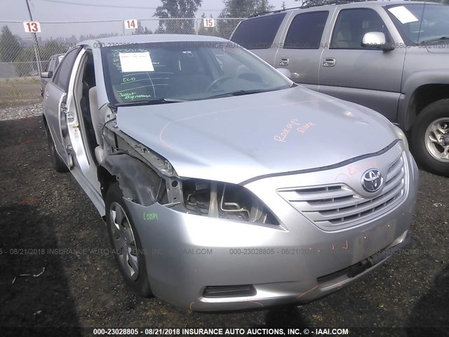 4T1BE46K69U295438 - 2009 TOYOTA CAMRY SE/LE/XLE ვერცხლისფერი ფოტო 1