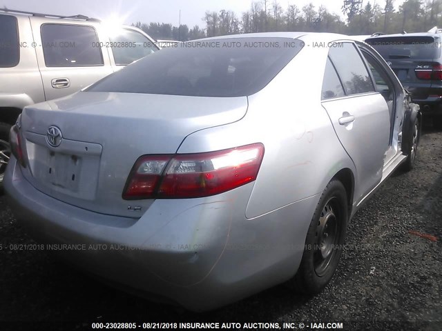 4T1BE46K69U295438 - 2009 TOYOTA CAMRY SE/LE/XLE ვერცხლისფერი ფოტო 4