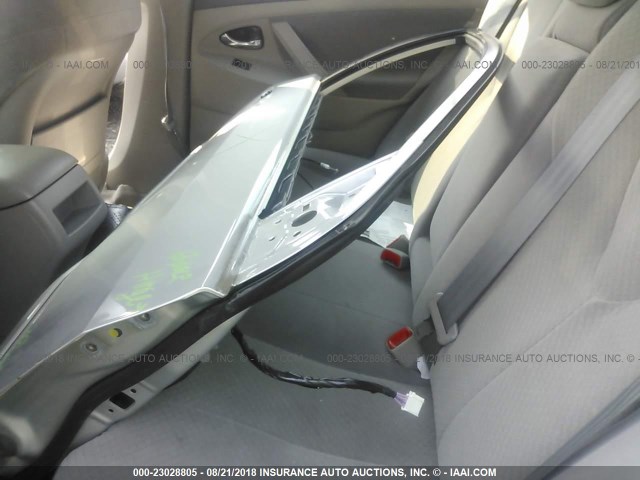 4T1BE46K69U295438 - 2009 TOYOTA CAMRY SE/LE/XLE ვერცხლისფერი ფოტო 8