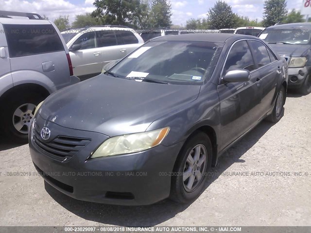 4T1BE46K27U040511 - 2007 TOYOTA CAMRY NEW GENERAT CE/LE/XLE/SE GRAY photo 2