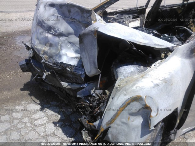 4T1BF1FK7DU272707 - 2013 TOYOTA CAMRY L/SE/LE/XLE Gümüş foto 10