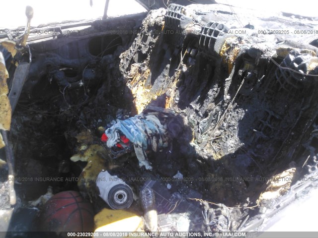 4T1BF1FK7DU272707 - 2013 TOYOTA CAMRY L/SE/LE/XLE Gümüş foto 8