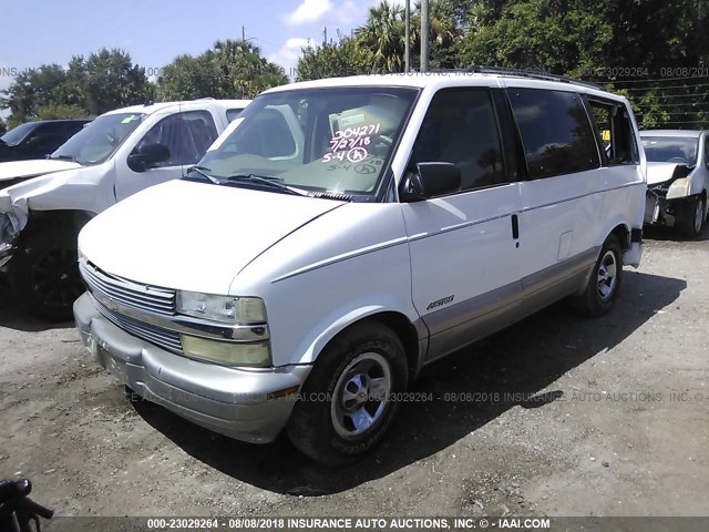 1GNDM19WX1B122476 - 2001 CHEVROLET ASTRO WHITE photo 2