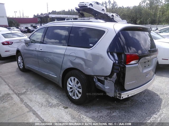 2C4RC1EG9JR247793 - 2018 CHRYSLER PACIFICA TOURING L PLUS SILVER photo 3