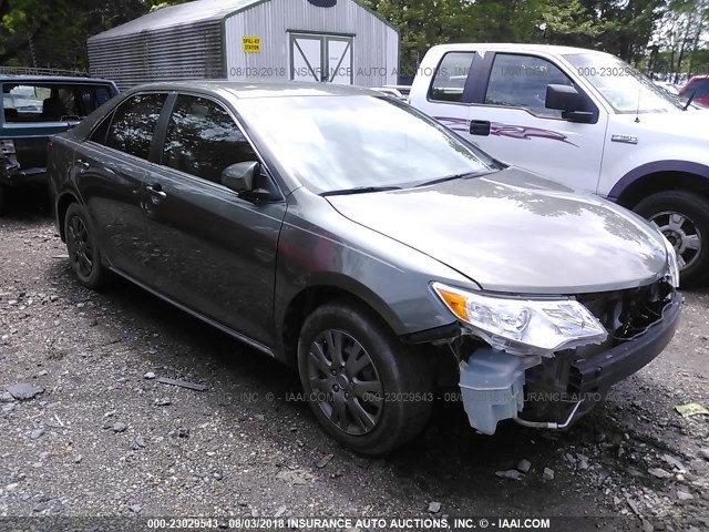 4T1BF1FKXDU720101 - 2013 TOYOTA CAMRY L/SE/LE/XLE მწვანე ფოტო 1