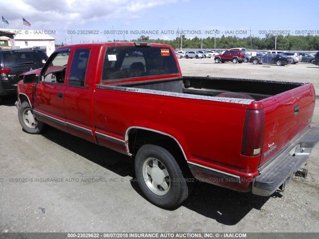 1GTEC19R5WE559432 - 1998 GMC SIERRA C1500 RED photo 3