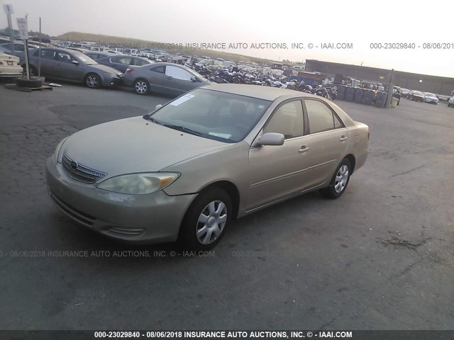 4T1BE32KX4U807940 - 2004 TOYOTA CAMRY LE/XLE/SE ოქროსფერი ფოტო 2