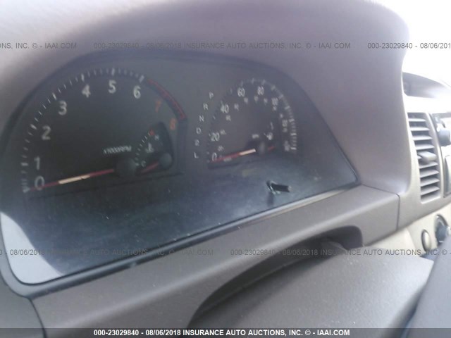 4T1BE32KX4U807940 - 2004 TOYOTA CAMRY LE/XLE/SE ოქროსფერი ფოტო 7