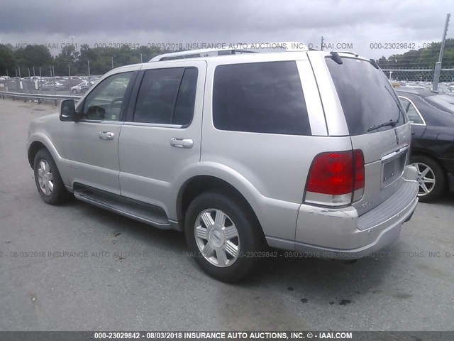 5LMEU78H03ZJ09242 - 2003 LINCOLN AVIATOR SILVER photo 3