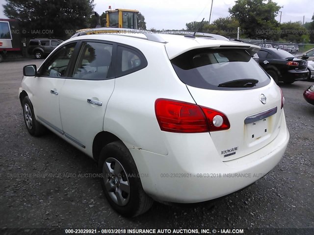 JN8AS5MV2FW761592 - 2015 NISSAN ROGUE SELECT S WHITE photo 3