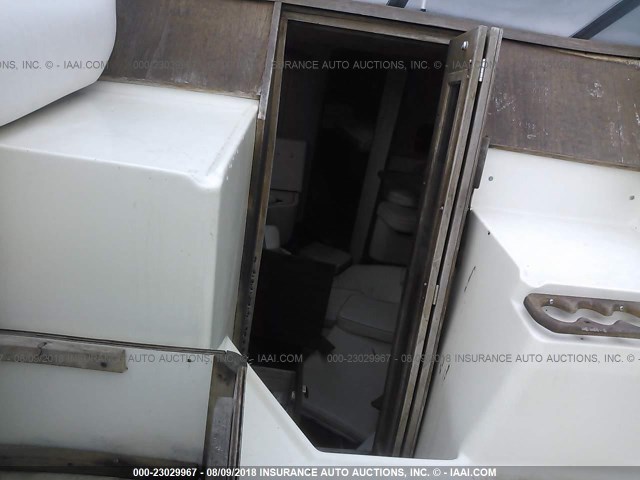 BLBA69CBF686 - 1986 BAYLINER CONQUEST  Unknown photo 8