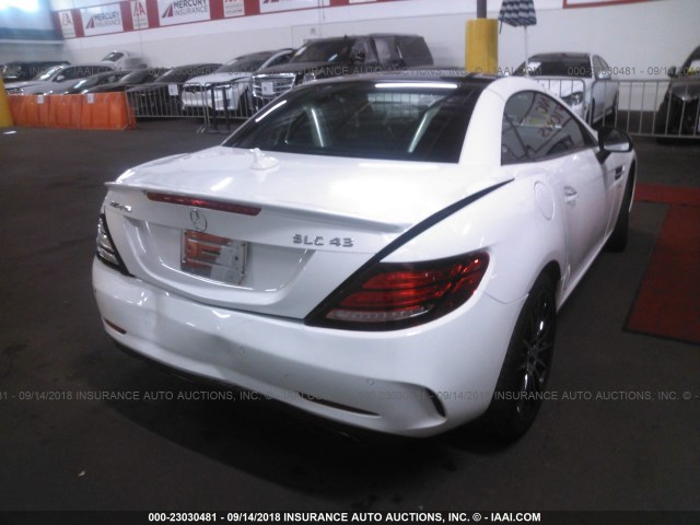 WDDPK6GA6HF135203 - 2017 MERCEDES-BENZ SLC 43 AMG WHITE photo 4