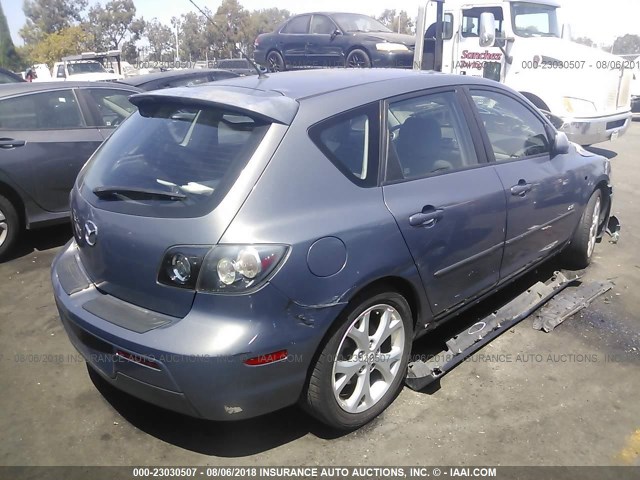 JM1BK344371716512 - 2007 MAZDA 3 HATCHBACK GRAY photo 4