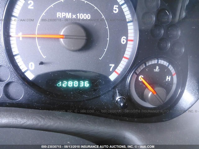 1J4GL38K15W704462 - 2005 JEEP LIBERTY RENEGADE BLACK photo 7