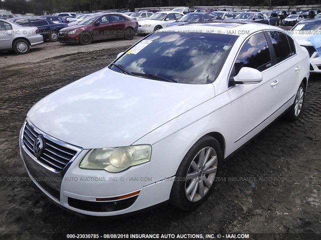 WVWFU73C06P155452 - 2006 VOLKSWAGEN PASSAT 3.6L 4MOTION LUXURY WHITE photo 6