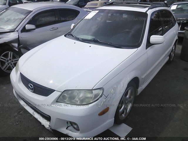 JM1BJ245821493429 - 2002 MAZDA PROTEGE PR5 WHITE photo 2