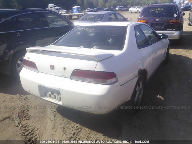 JHMBB6245YC008979 - 2000 HONDA PRELUDE WHITE photo 4