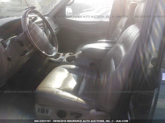 5LMPU28L7WLJ31505 - 1998 LINCOLN NAVIGATOR 绿色 照片 5