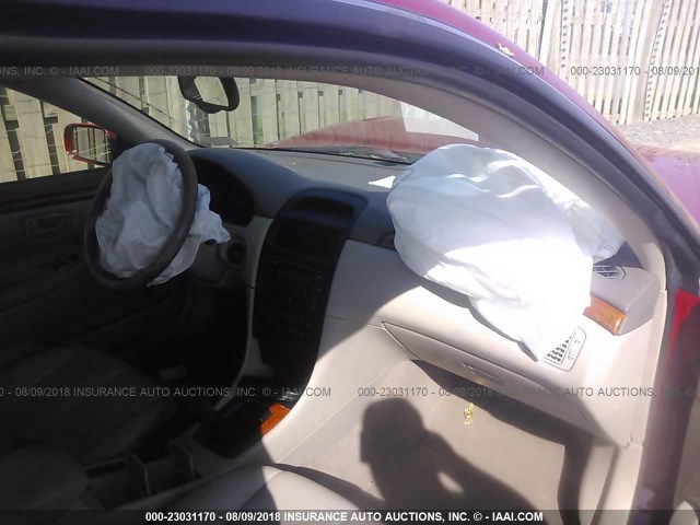 2T1CF28P22C584547 - 2002 TOYOTA CAMRY SOLARA SE/SLE წითელი ფოტო 5