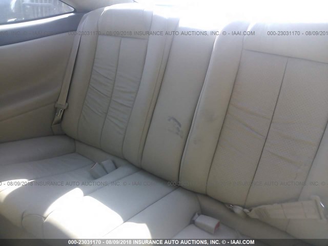 2T1CF28P22C584547 - 2002 TOYOTA CAMRY SOLARA SE/SLE წითელი ფოტო 8