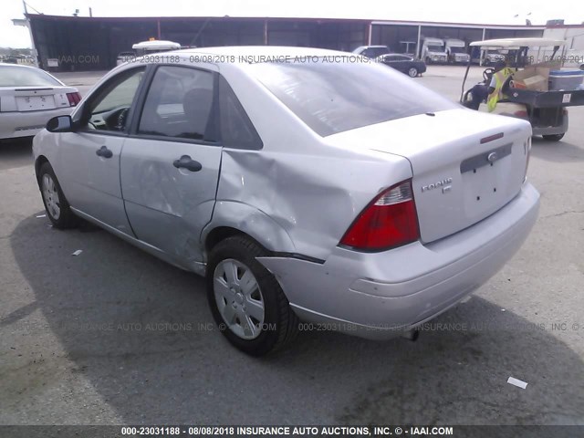 1FAFP34N37W154499 - 2007 FORD FOCUS ZX4/S/SE/SES 银色 照片 3