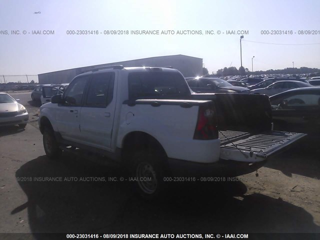 1FMZU67E61UC97958 - 2001 FORD EXPLORER SPORT TR  WHITE photo 3