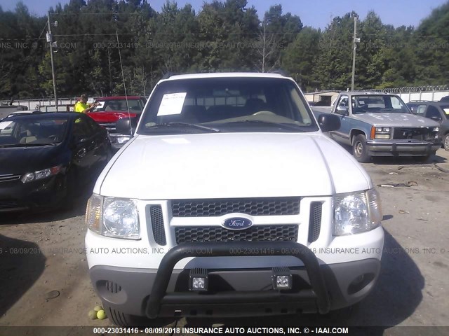 1FMZU67E61UC97958 - 2001 FORD EXPLORER SPORT TR  WHITE photo 6