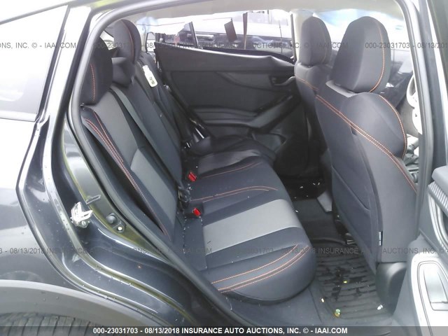 JF2GTABC5JH328666 - 2018 SUBARU CROSSTREK PREMIUM Մոխրագույն լուսանկար 8