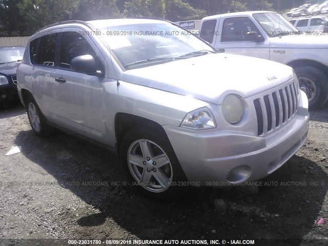 1J8FT47W37D132099 - 2007 JEEP COMPASS SILVER photo 1