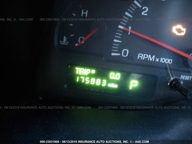 1LNHM87A22Y692444 - 2002 LINCOLN LS 银色 照片 7