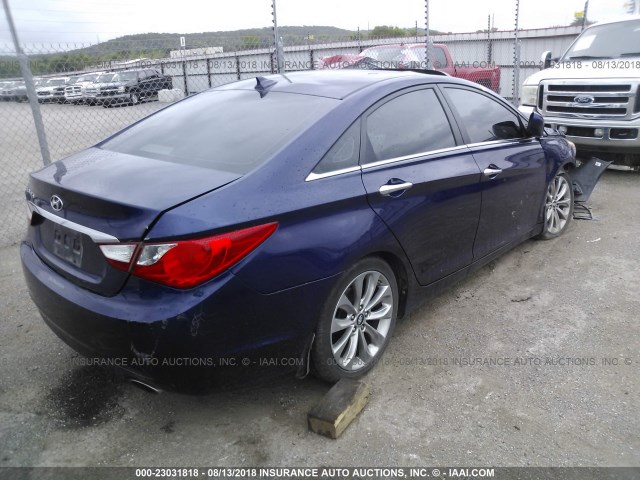 5NPEC4ACXDH678972 - 2013 HYUNDAI SONATA SE/LIMITED Dark Blue photo 4