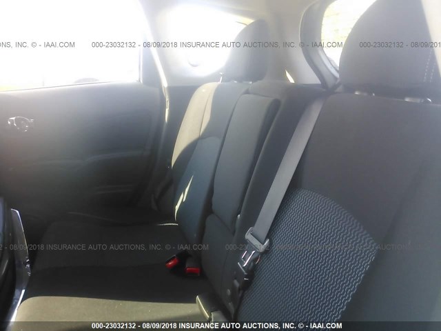 3N1CE2CP6EL409085 - 2014 NISSAN VERSA NOTE S/S PLUS/SV/SL SILVER photo 8