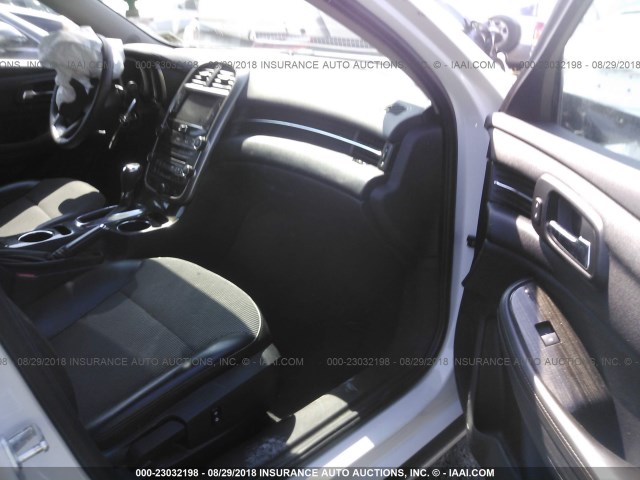 1G11C5SL5FF353526 - 2015 CHEVROLET MALIBU 1LT WHITE photo 5