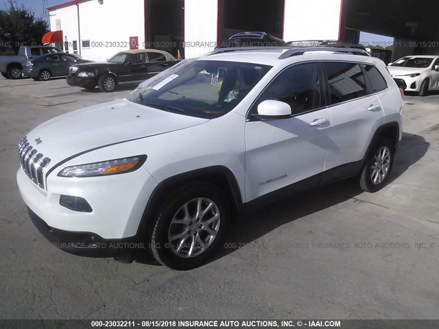 1C4PJLCB0FW783028 - 2015 JEEP CHEROKEE LATITUDE WHITE photo 2