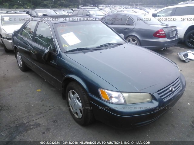 4T1BF22K1VU905988 - 1997 TOYOTA CAMRY CE/LE/XLE GREEN photo 1
