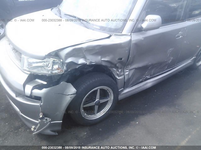 JTLKT324X64045356 - 2006 TOYOTA SCION XB 银色 照片 6
