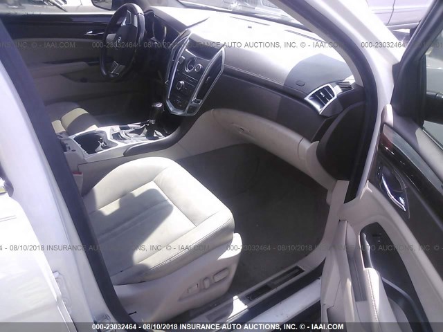 3GYFNAE30CS656971 - 2012 CADILLAC SRX LUXURY COLLECTION WHITE photo 5