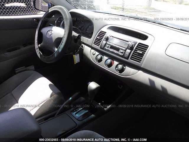 4T1BE32K14U345879 - 2004 TOYOTA CAMRY LE/XLE/SE Көк фото 5