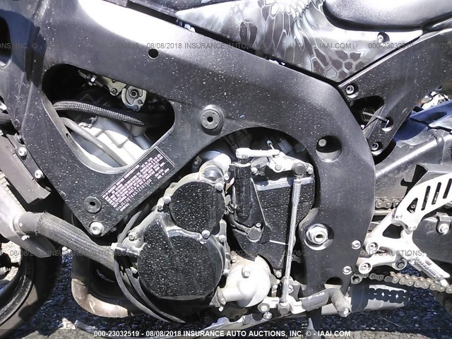 JS1GR7KA572107508 - 2007 SUZUKI GSX-R750 GRAY photo 9