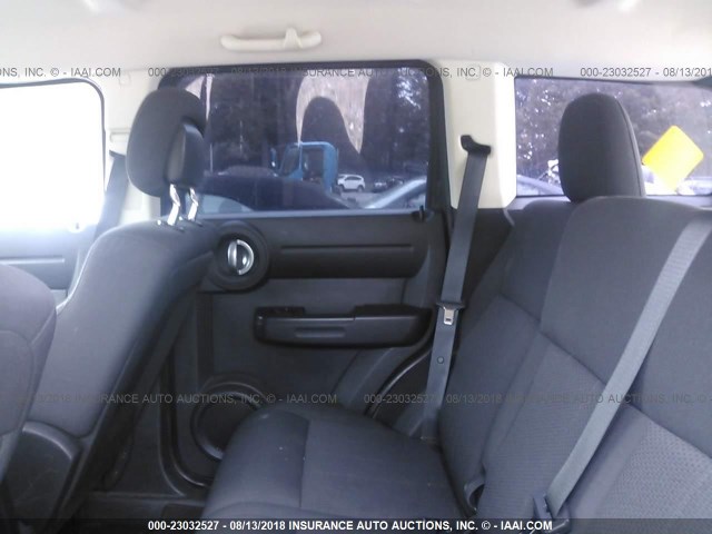 1D4PU2GK1BW596549 - 2011 DODGE NITRO SE GRAY photo 8