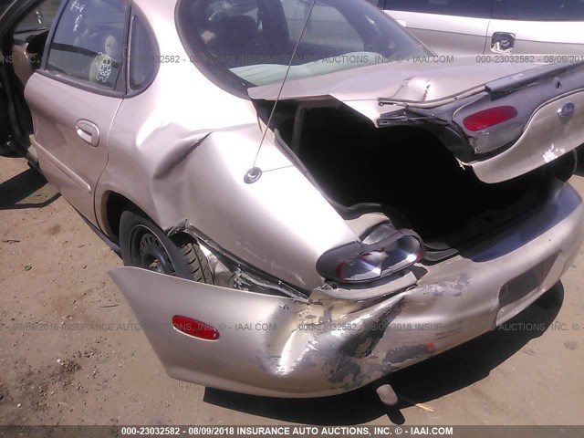 1FAFP52U8WA232308 - 1998 FORD TAURUS LX/SE SILVER photo 6