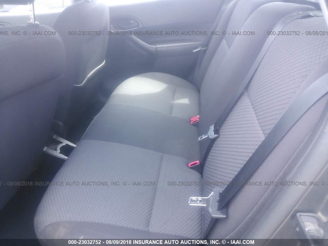 1FAFP37N47W227648 - 2007 FORD FOCUS ZX5/S/SE/SES 灰色 照片 8