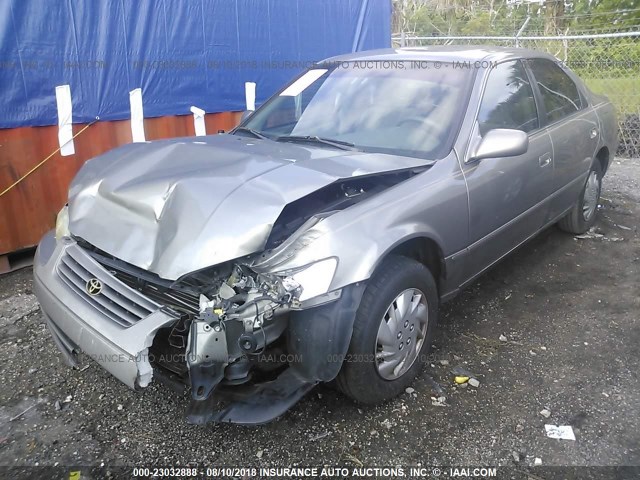 4T1BG28K2XU527722 - 1999 TOYOTA CAMRY CE/LE/XLE 米色 照片 2