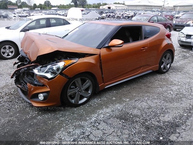 KMHTC6AE8FU238984 - 2015 HYUNDAI VELOSTER TURBO ORANGE photo 2