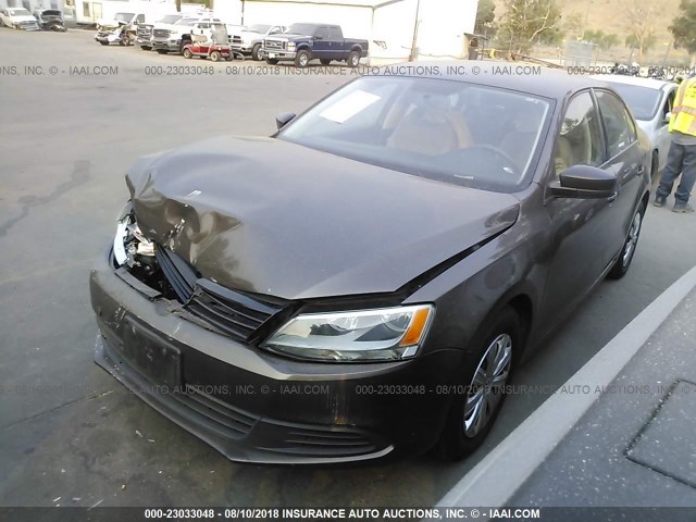 3VW2K7AJ2BM041407 - 2011 VOLKSWAGEN JETTA S BROWN photo 2