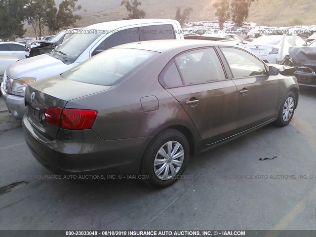 3VW2K7AJ2BM041407 - 2011 VOLKSWAGEN JETTA S BROWN photo 4