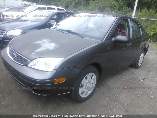 1FAHP34NX7W213749 - 2007 FORD FOCUS ZX4/S/SE/SES 灰色 照片 2