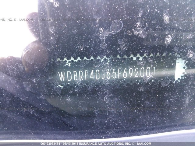 WDBRF40J65F692001 - 2005 MERCEDES-BENZ C 230K SPORT SEDAN WHITE photo 9